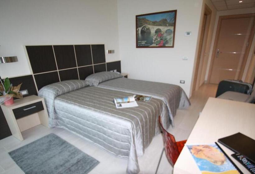 ホテル Garni Corallo