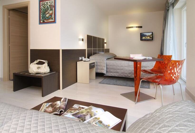 ホテル Garni Corallo