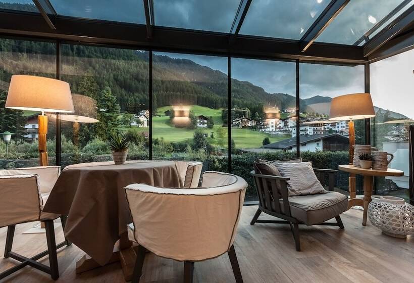 בית מלון כפרי Garni Villa Park