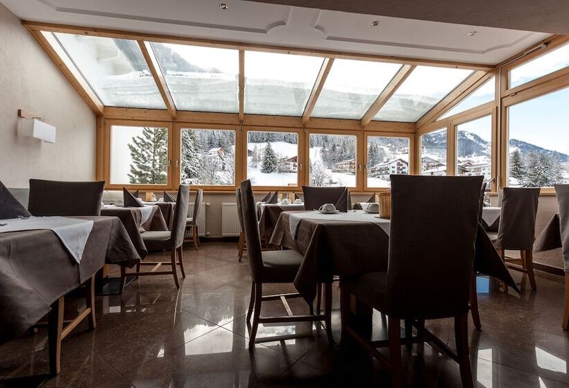 בית מלון כפרי Garni Villa Park