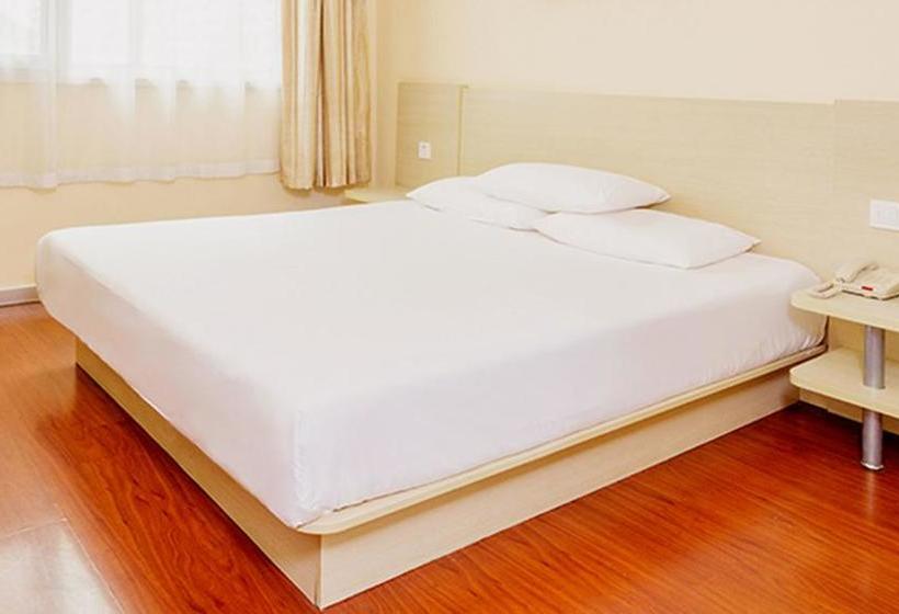 בית מלון כפרי Hanting Express Cangzhou Railway Staion