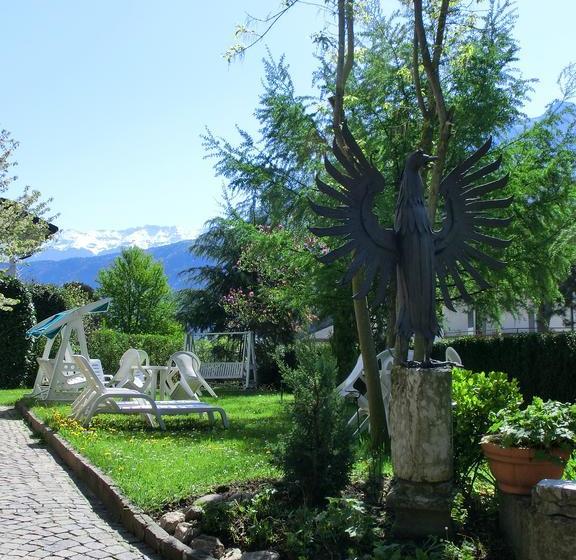 בית מלון כפרי Ideal