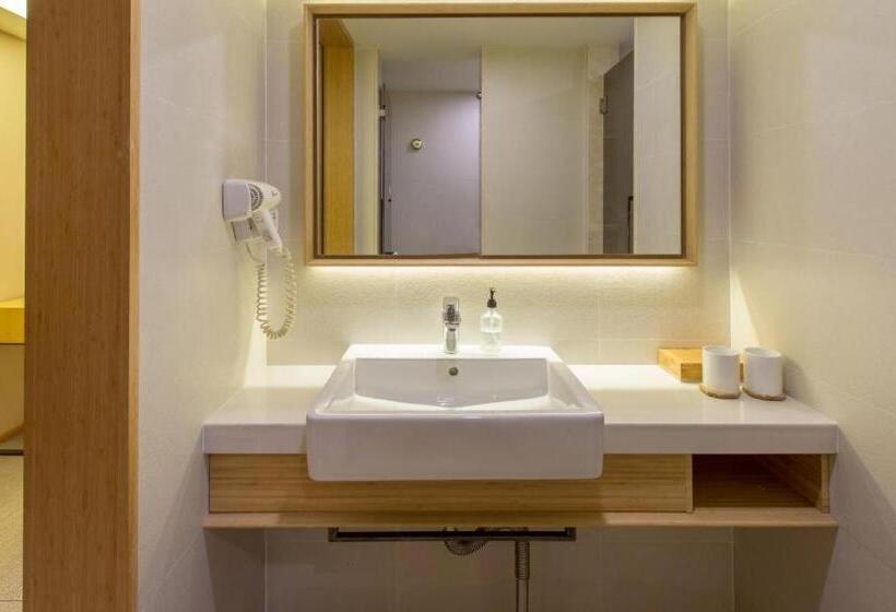 Ji Hotel Hefei Annong University Metro Station