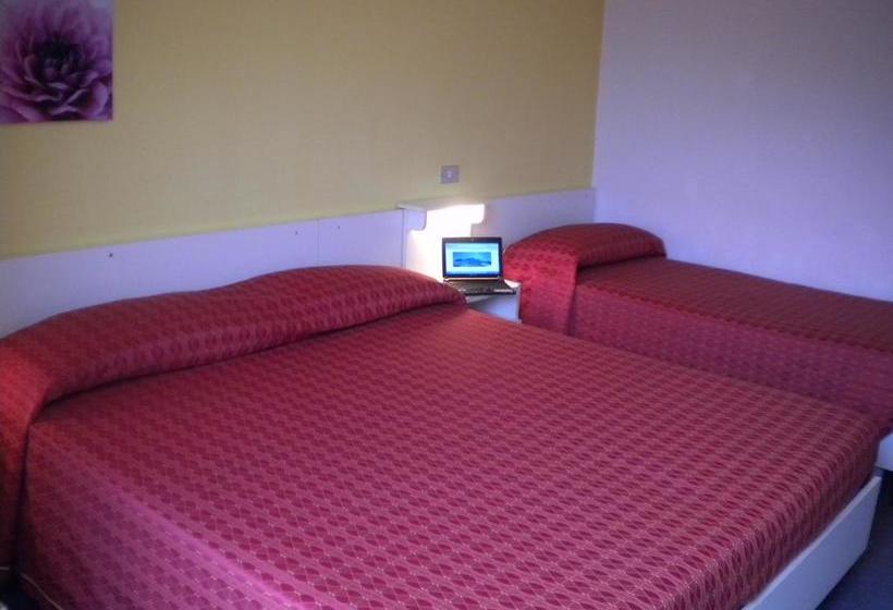 בית מלון כפרי Miramonti