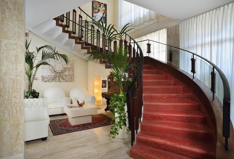 בית מלון כפרי Plaza