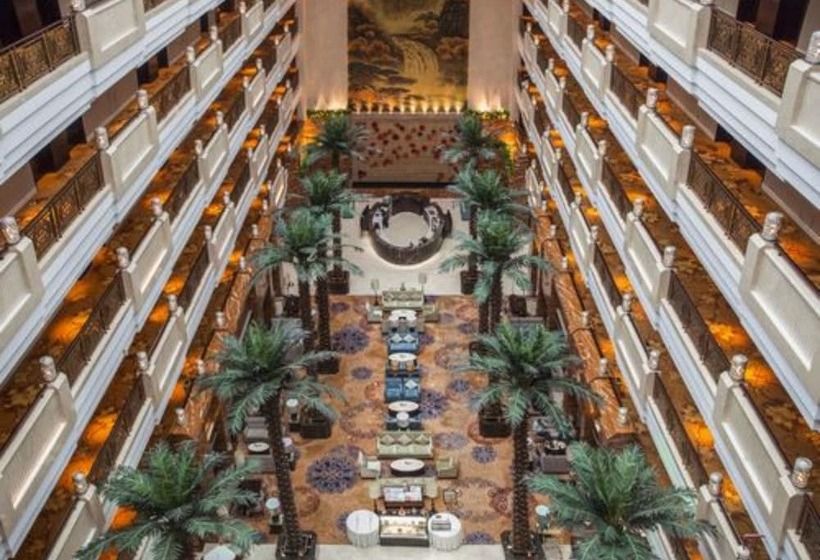 בית מלון כפרי Tanglong International