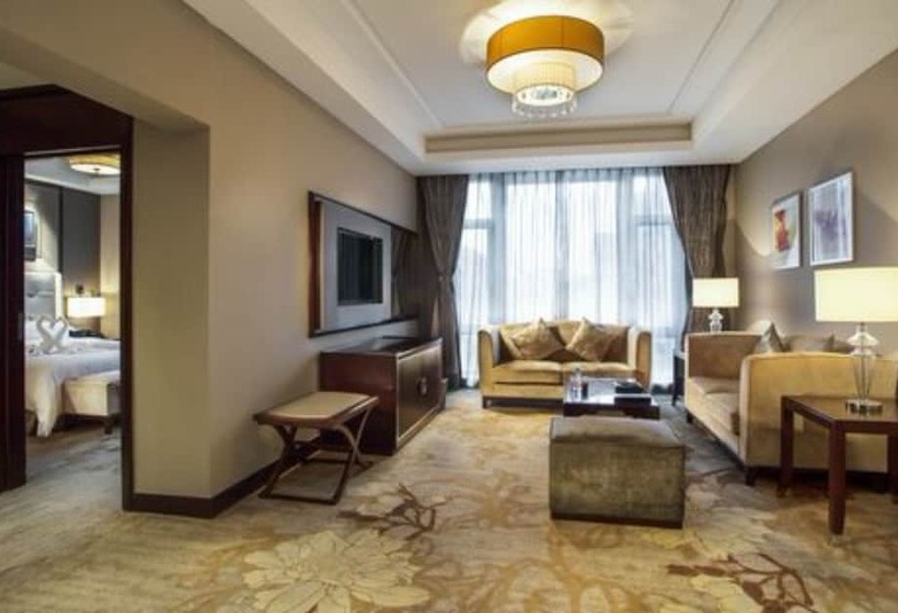 فندق Tanglong International