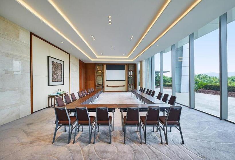 فندق The Westin Blue Bay Resort & Spa