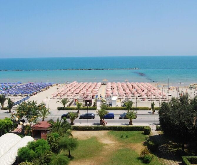 فندق Villa Luigi