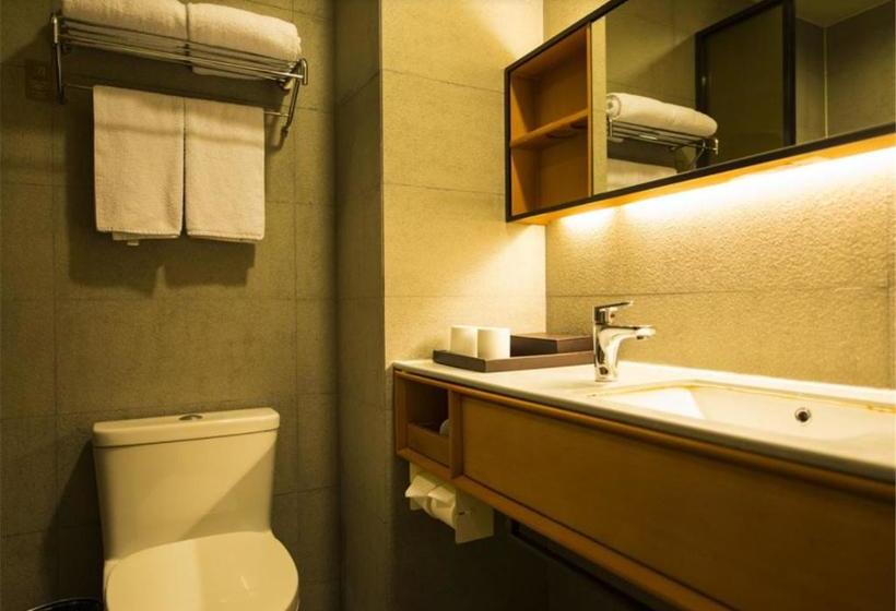 Ji Hotel Panjin Railway Station