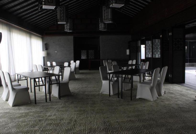 Yurun Hanyuelou Villa Resort Huangshan