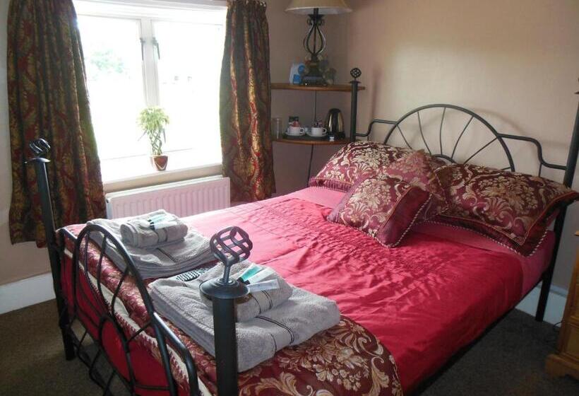 فندق صغير Lower Lode Inn