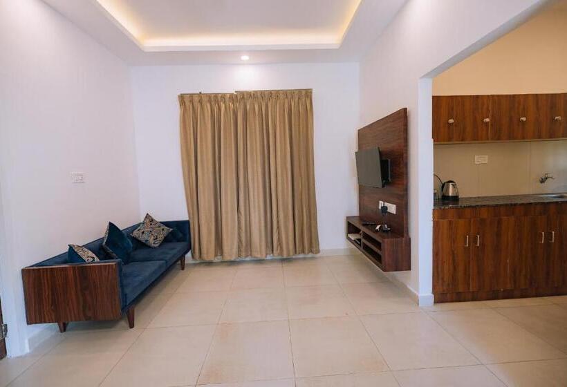 Elixir Woods Resort And Spa