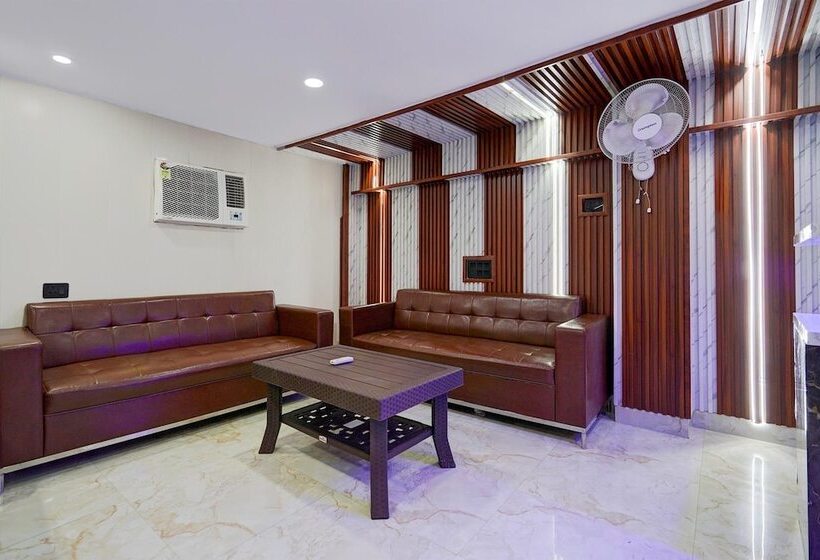 ホテル Fabexpress Miss Too