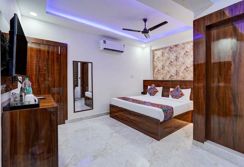 ホテル Fabexpress Miss Too