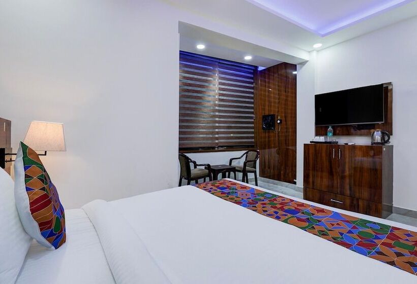 ホテル Fabexpress Miss Too