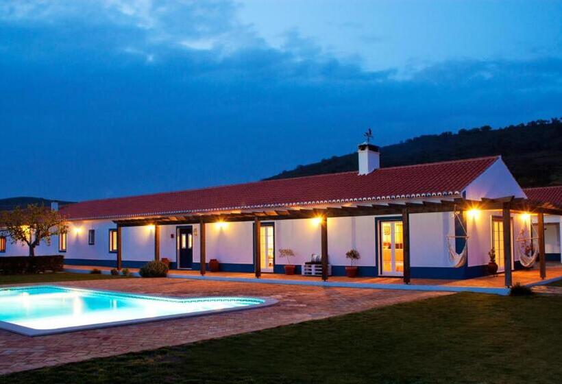 هتل O Monte Do Alhinho   Turismo Rural