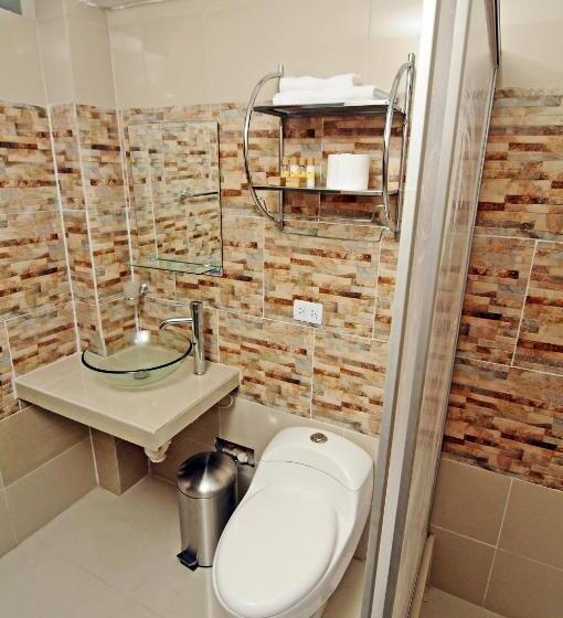 هتل Plaza Sullana