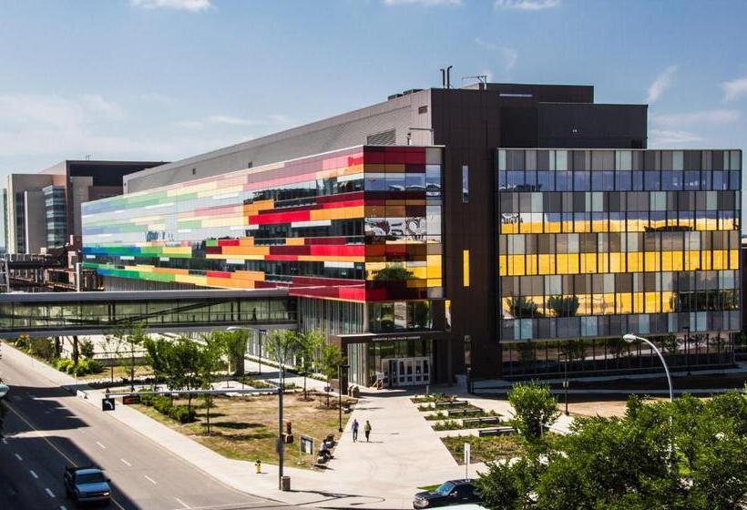 בית מלון כפרי University Of Alberta