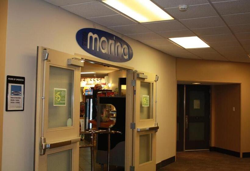 בית מלון כפרי University Of Alberta