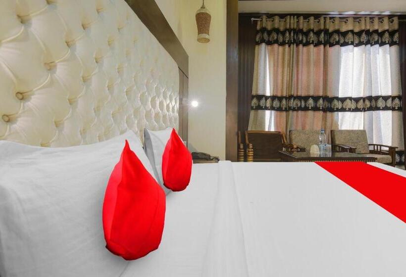 Oyo Hotel Ska Hometel