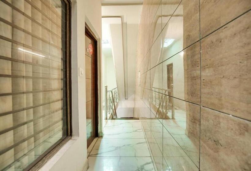 Oyo Hotel Ska Hometel