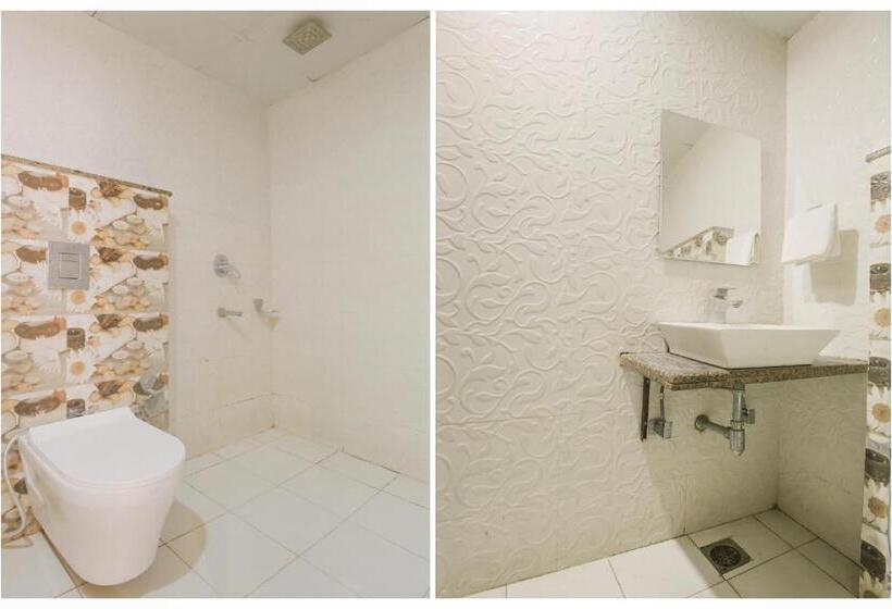 Oyo Hotel Ska Hometel