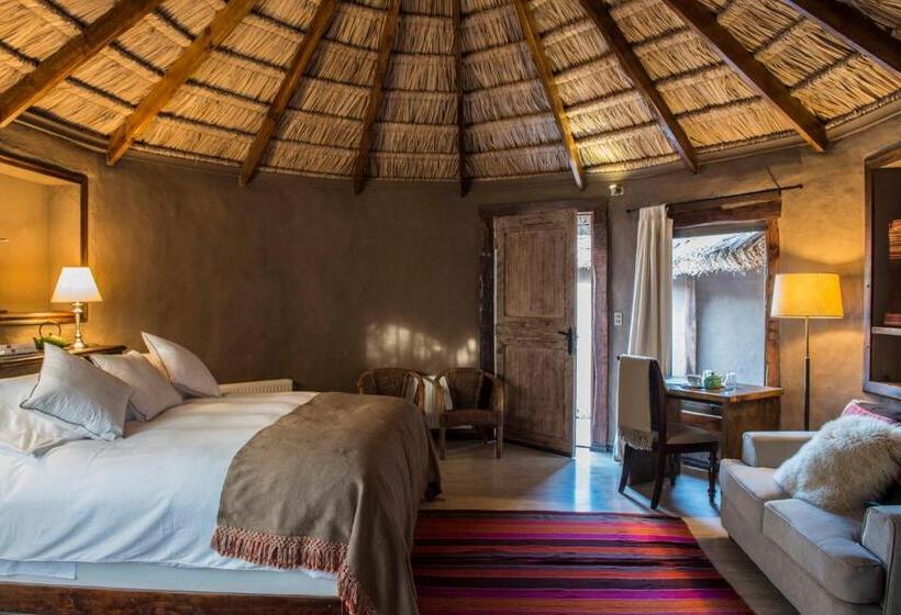 Wara Hotel & Experience