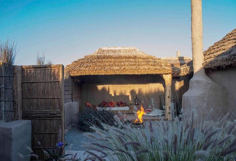 Wara Hotel & Experience