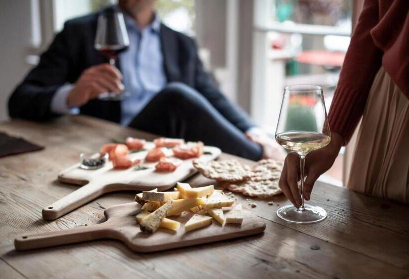 בית מלון כפרי Al Plan, A Mountain Moving