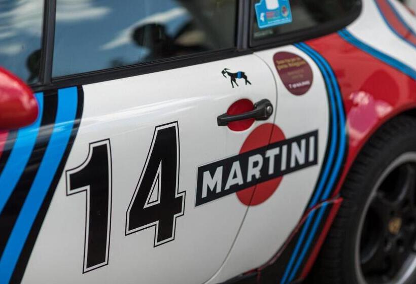 בית מלון כפרי Al Plan, A Mountain Moving