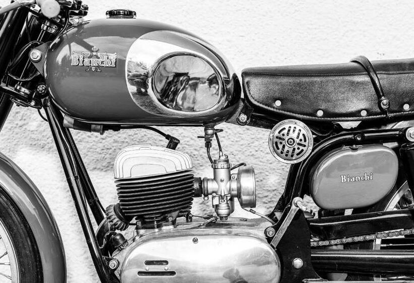 בית מלון כפרי Al Plan, A Mountain Moving