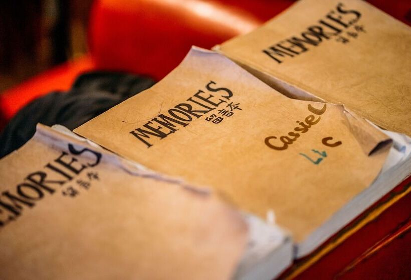 Chengdu Flipflop Hostel Poshpacker