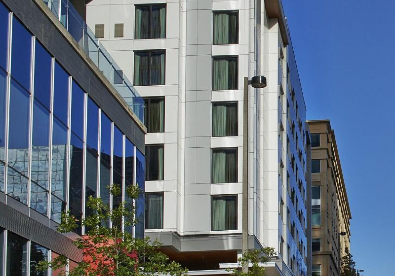 Ac Hotel By Marriott Seattle Bellevue/downtown