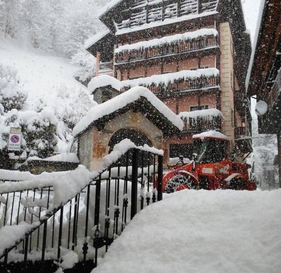 בית מלון כפרי Albergo Dei Pescatori