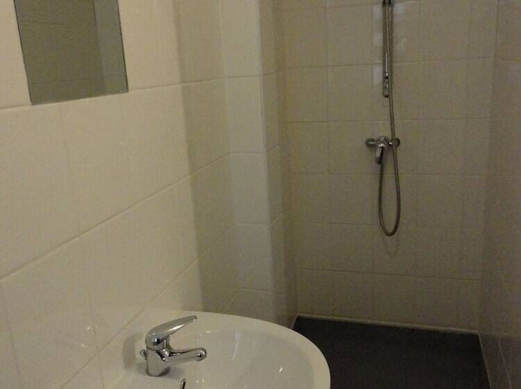 City View Hotel Roman Road Market