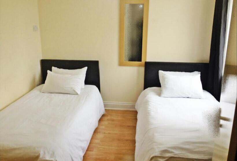 City View Hotel Roman Road Market