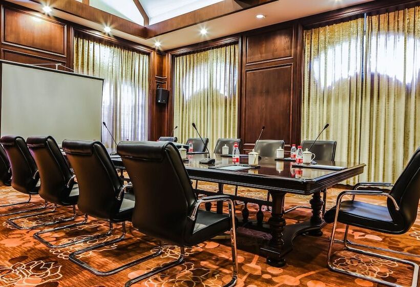 فندق Dockside Boutique