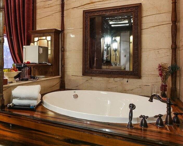 فندق Dockside Boutique