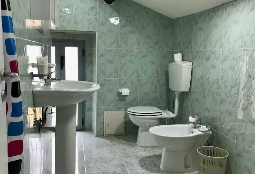 Отель Don Carlo