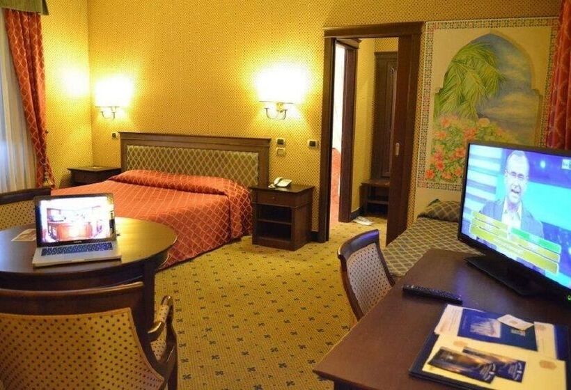 Отель Don Carlo