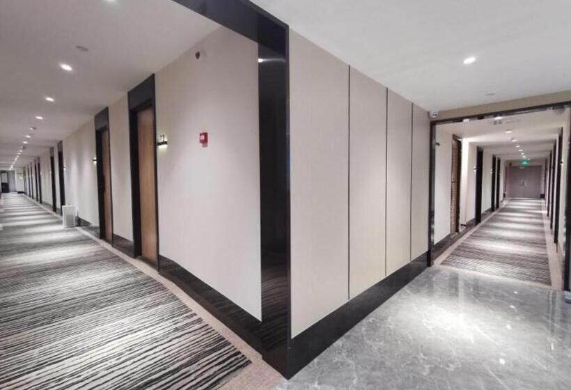 酒店 Green Tree Inn Express Shanghai Bund Yuyuan Xiaonanmen Metro Station