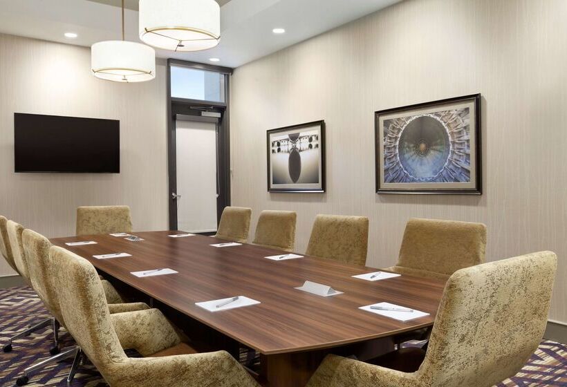 בית מלון כפרי Hampton Inn & Suites Seattle/renton