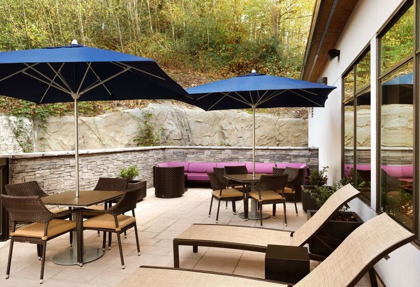 בית מלון כפרי Hampton Inn & Suites Seattle/renton