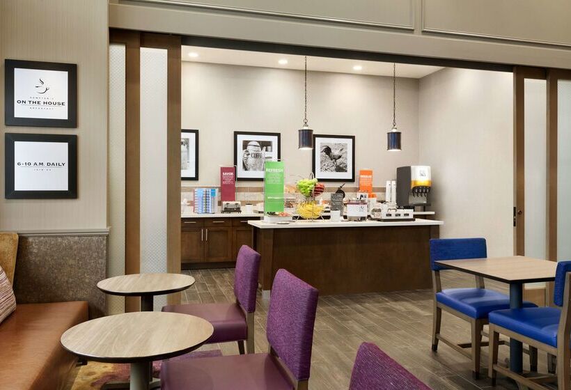 בית מלון כפרי Hampton Inn & Suites Seattle/renton