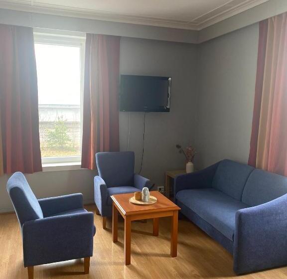 هتل Horten Budget