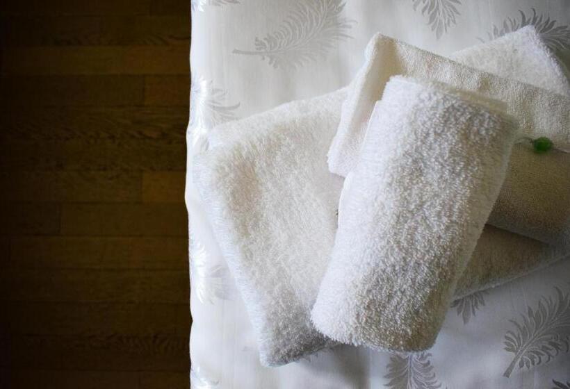 בית מלון כפרי Kube