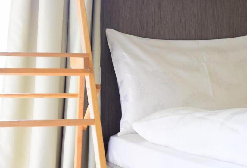 בית מלון כפרי Kube