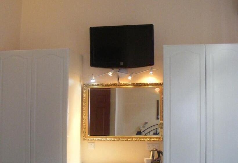 בית מלון כפרי Mermaid Suite