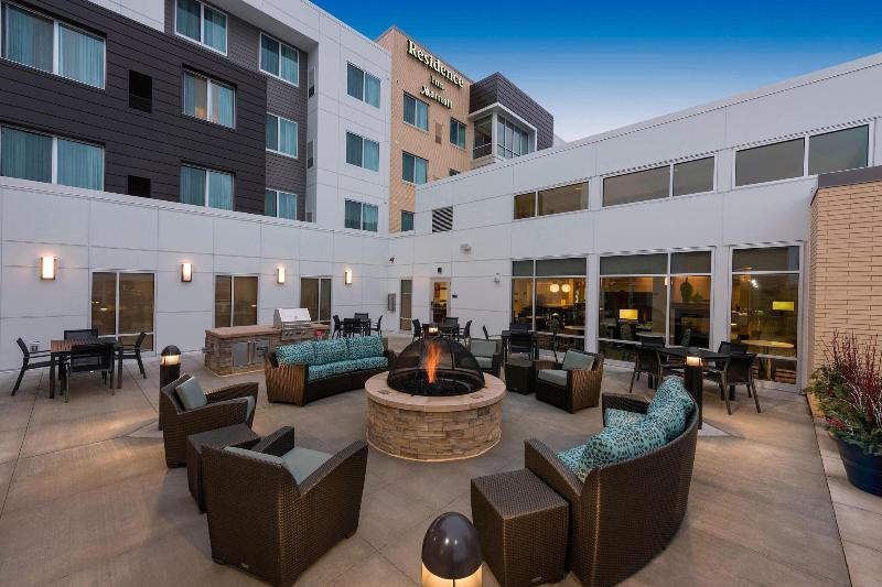 בית מלון כפרי Residence Inn By Marriott Green Bay Downtown